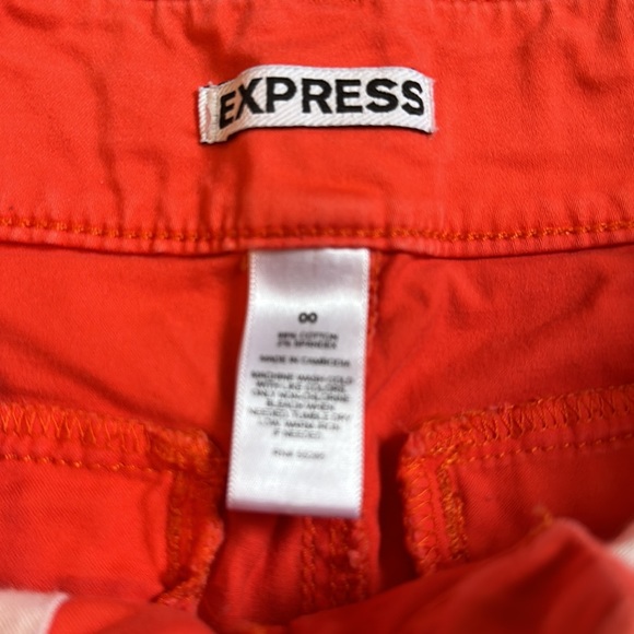 Express shorts - Picture 2 of 4